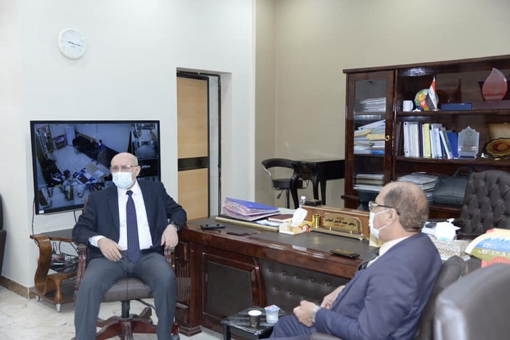 السيد مدير عام دائرة الصحة العامة يستقبل نقيب اطباء العراق العام ومدير جمعية مكافحة التدرن والامراض الصدرية في العراق 