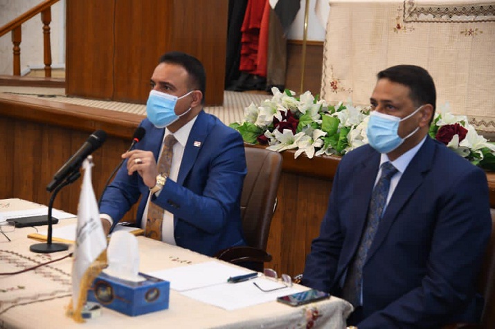 وزير الصحة والبيئة يترأس اجتماعا موسعا لدوائر الصحة في بغداد والمحافظات