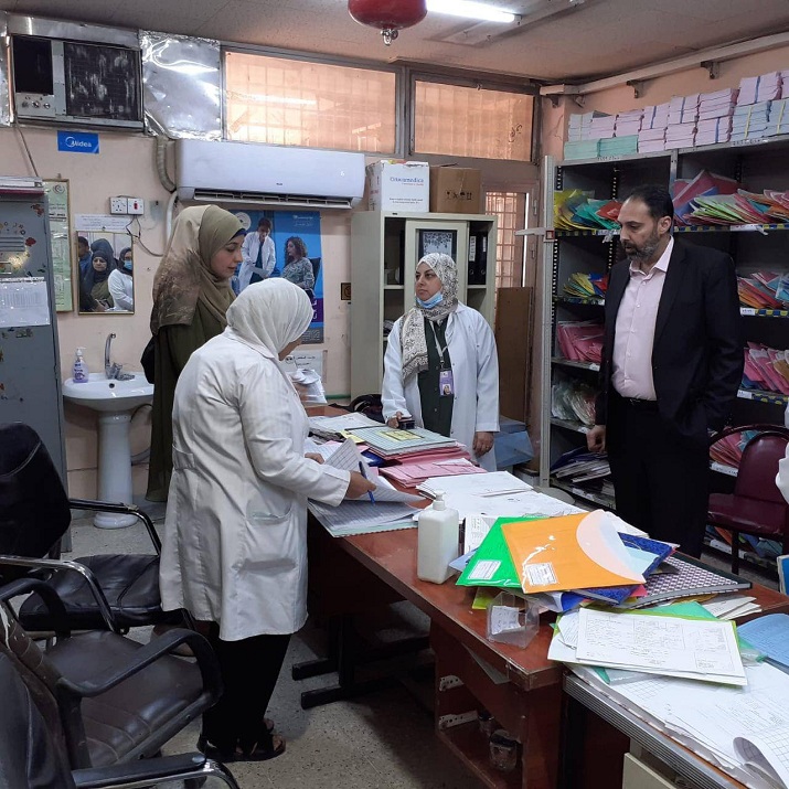 دائرة الصحة العامة تتابع تنفيذ الخطة الوطنية للسيطرة على العوز المناعي والعداوى المنقولة جنسياً في دائرة صحة بغداد الكرخ
