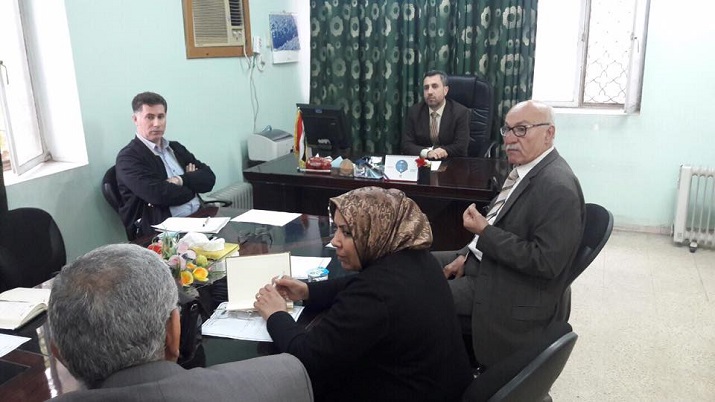 عقد اجتماع برئاسة الدكتور احسان جعفر احمد مدير عام دائرة الصحه العامة في مركز السيطرة على الامراض الانتقالية