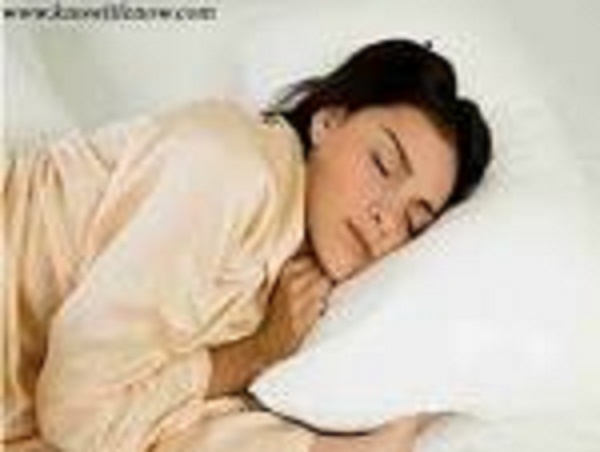  عادة سيئة تقوم بها أثناء النوم لها تأثير مميت على المخ ‏‎تعرف عليها الأن وتوقف عن فعلها فوراً 